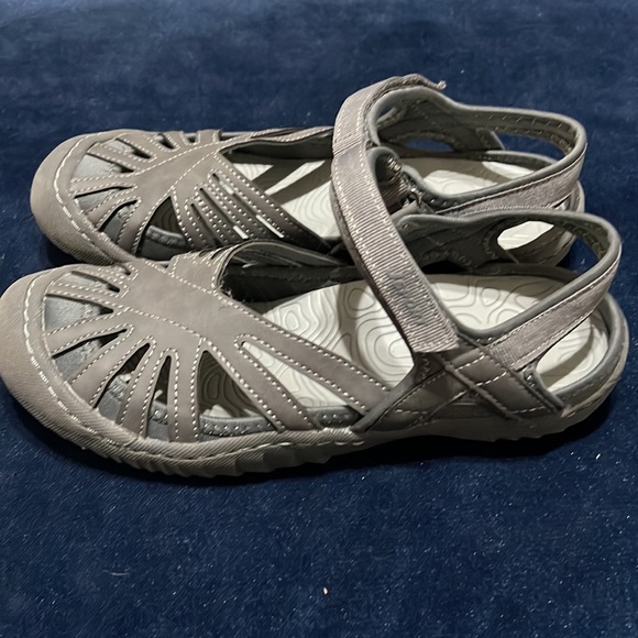 JSPORT by Jambu Grey Sandal Womens size 9 - Picture 3 of 4